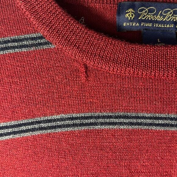 Brooks Brothers Mens Extra Fine Merino Wool Red Blue Gray Striped Sweater size L - Picture 3 of 6